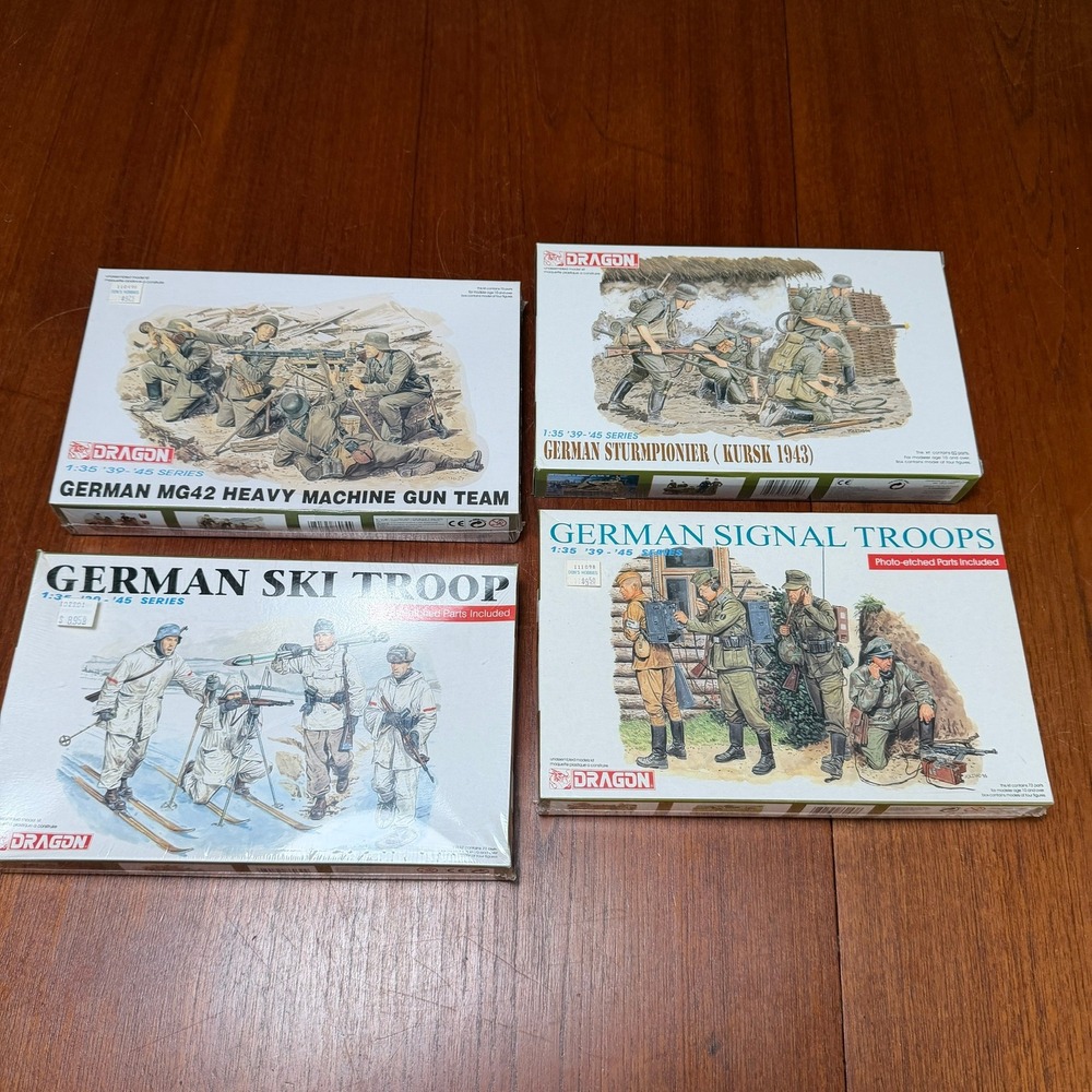 Dragon 1:35 German Military Figure Model Kits Lot of 4 WWII Miniatures Model